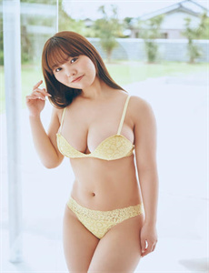 老女人三级全黄
