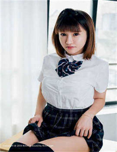 醉酒的女大学生